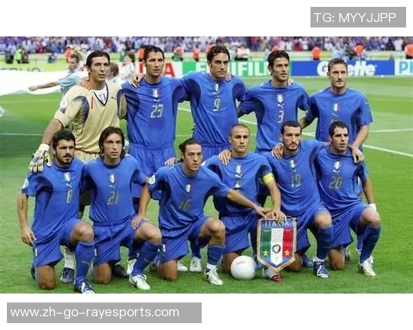 六号足球明星的光辉历程与足坛影响力分析 六号足球明星的光辉历程与足坛影响力分析