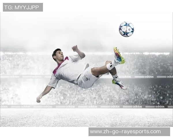 梅西与世界杯的传奇之路 球迷心中的足球之神与荣耀时刻